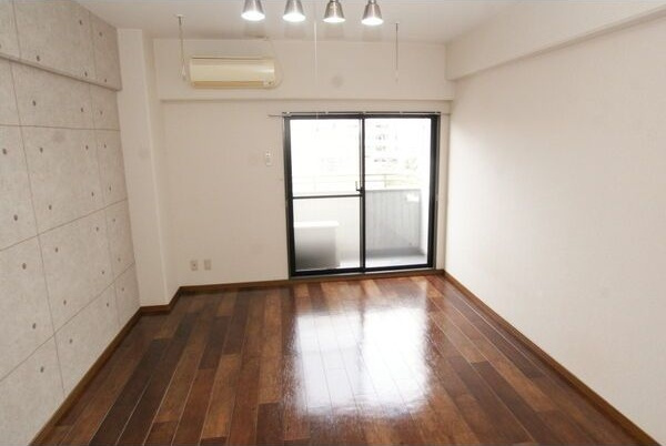 アビタシオンSEIの洋室