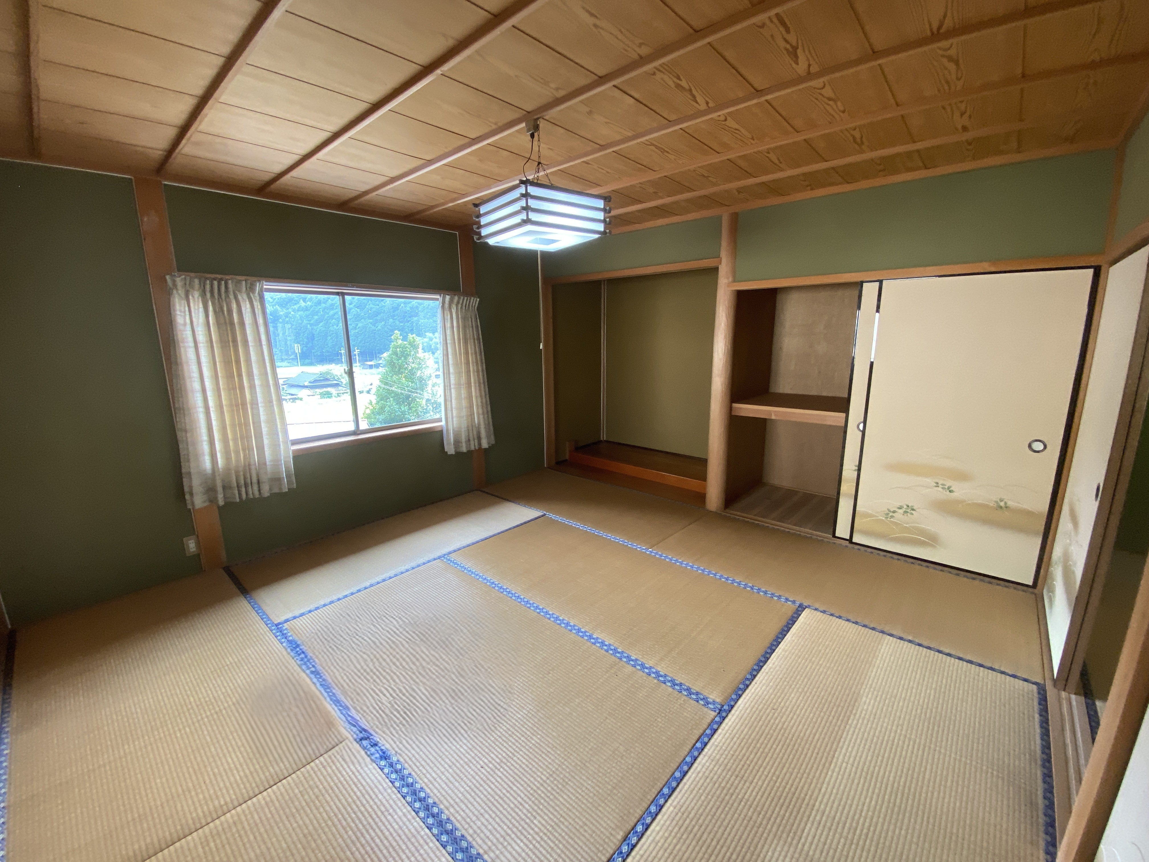 丹波市青垣町稲土の中古一戸建の和室|2階8帖