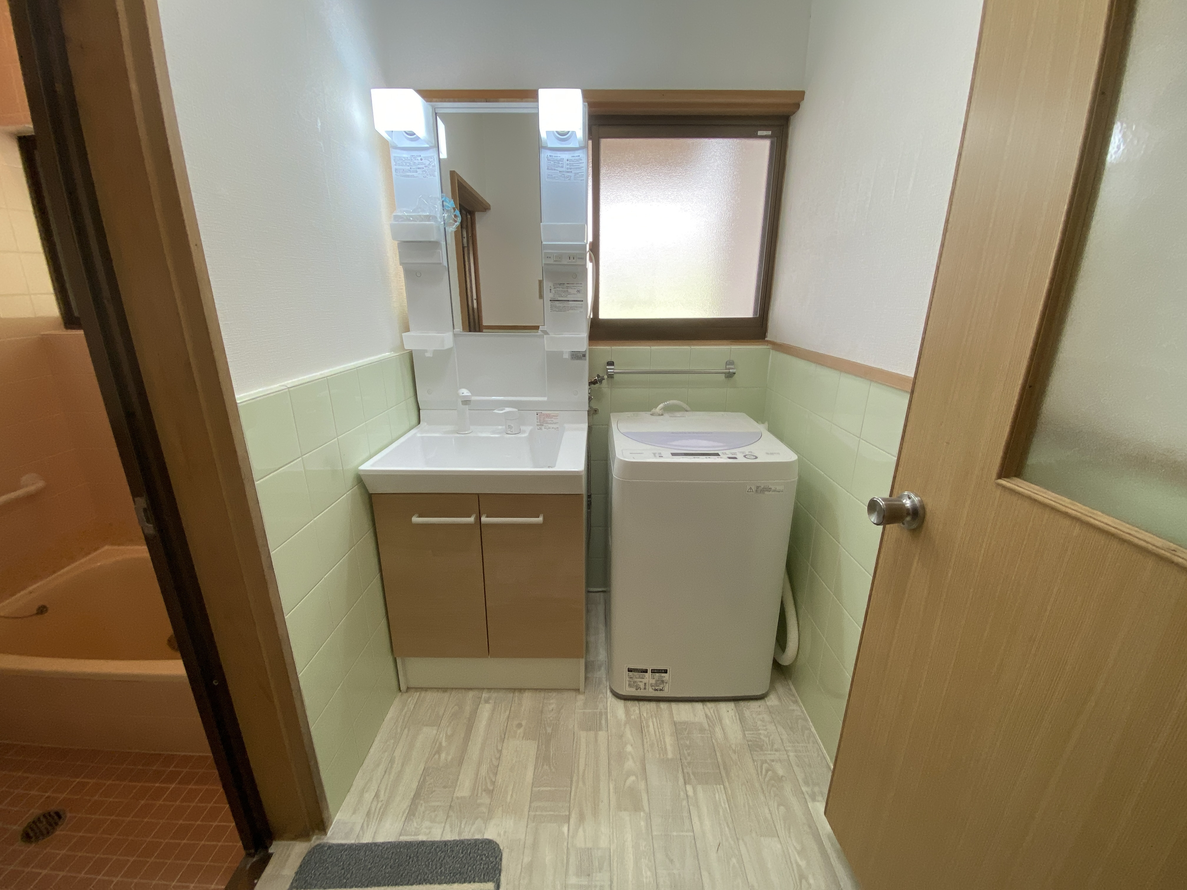 丹波市青垣町稲土の中古一戸建の洗面所|脱衣、洗濯機置場