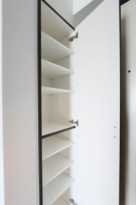 【玄関】 | エスファルベプレスト東日暮里