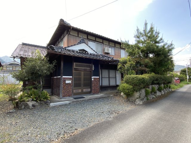 丹波市青垣町西芦田の中古一戸建の外観