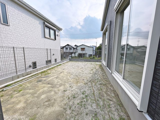 新築戸建・新築建売　郡山市菜根第8　桜小・第三中の庭|お庭がございますので、家庭菜園やガーデニングなどの趣味も楽しむことができます！