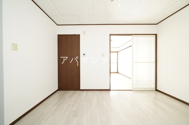 【居間・リビング】 | 戸塚周辺ならアパマンメイトへＬｅｔｓ Ｇｏ ！