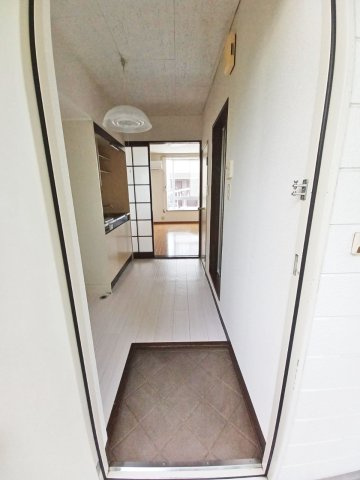 サニーサイドの玄関