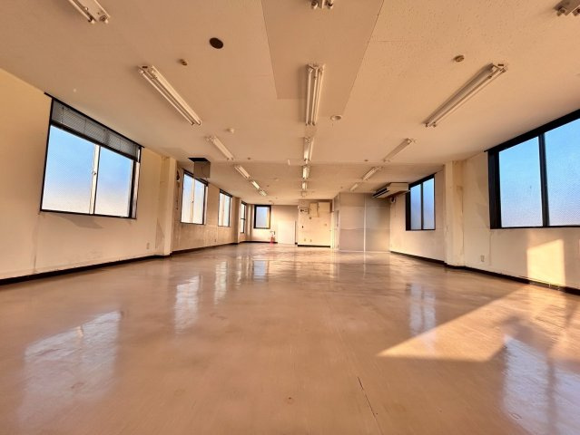 田村ビルの内装