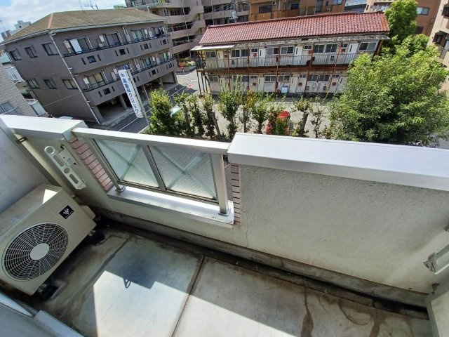 パストラルコートのバルコニー