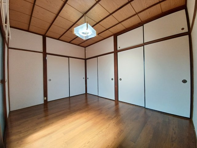 泉町綿貫様貸家の居間・リビング