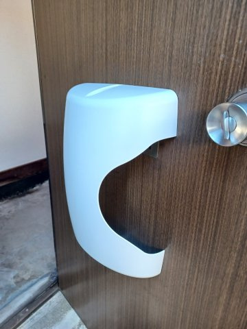 泉町綿貫様貸家の玄関