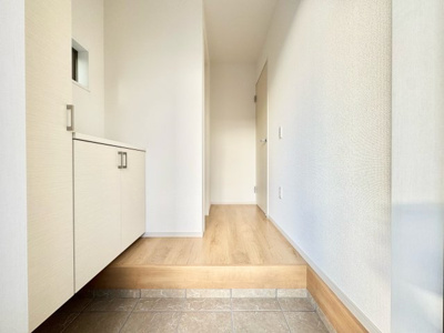 【玄関】 | 伏見区醍醐古道町　新築戸建 | 【②号地】