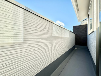 【バルコニー】 | 伏見区醍醐古道町　新築戸建 | 【②号地】