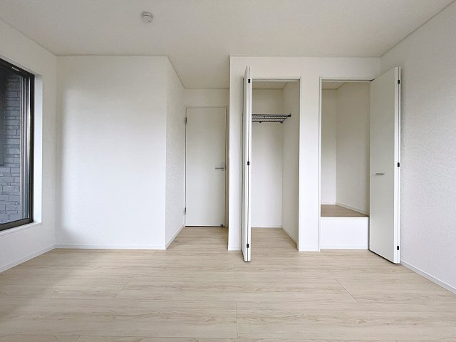 新築戸建・新築建売　郡山市菜根第8　桜小・第三中の収納|広々としておりご夫婦の主寝室としておすすめです！