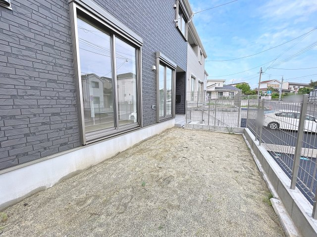 新築戸建・新築建売　郡山市菜根第8　桜小・第三中の庭|お庭がございますので、家庭菜園やガーデニングなどの趣味も楽しむことができます！