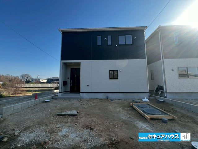 【今からご案内可能】東海市富木島町西長口 全3棟の駐車場|【駐車場】
◆並列2台駐車可能♪