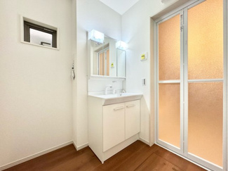 【洗面所】 | 城陽市平川西六反　新築戸建