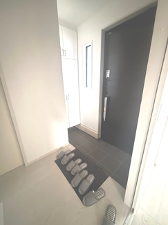 【玄関】 | 安芸郡熊野町川角2丁目　全4区画　NO2【51坪】 | 玄関です