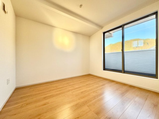 【洋室】 | 伏見区醍醐外山街道町　新築戸建 | 【洋室5.25帖】