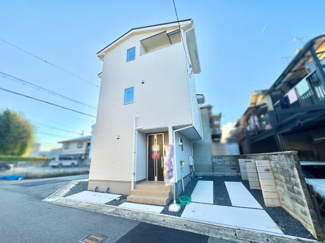 【駐車場】 | 伏見区醍醐外山街道町　新築戸建 | 〈こちらの物件〉に興味がある方はお気軽にお問い合わせ下さい！月々のお支払い希望額からお客様が購入可能な物件の価格をシミュレーション致します(*´▽｀*)