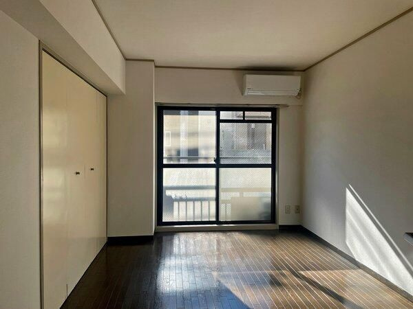 三園さえぐさマンションの寝室