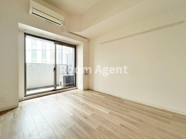 プレサンス金山デュアルの居間・リビング