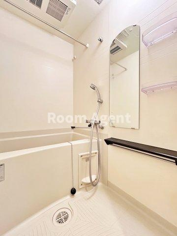 プレサンス金山デュアルの浴室