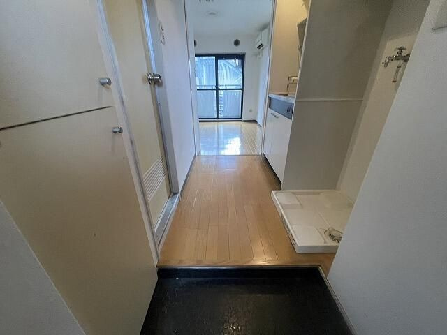 ジョイフル池袋要町の玄関