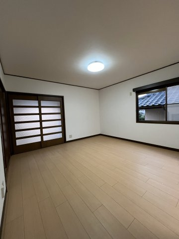 【居間・リビング】の画像