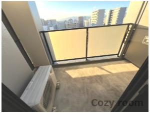 【バルコニー】 | RJRプレシア江坂駅前 | 陽当たり良好な広めのバルコニーです