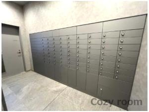 【その他共用部分】 | RJRプレシア江坂駅前 | 120戸もあるので大きなメールボックスコーナー