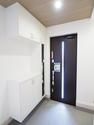 【玄関】 | ＧＲＡＦＡＲＥ　鎌田２期 | ★内覧予約で新米4kg★