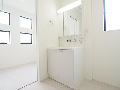 【洗面所】 | ＧＲＡＦＡＲＥ　鎌田２期 | ★内覧予約で新米4kg★