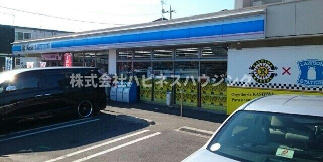 ドゥ・ジャルダンの周辺|ローソン柏名戸ヶ谷1丁目店まで650m