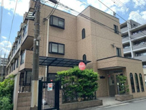 ラティーダ下並木の画像