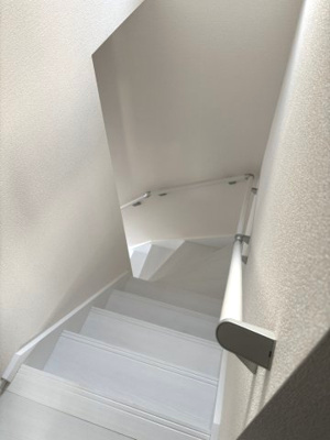 【内装】 | Nコーポ | 玄関は1階にあります。