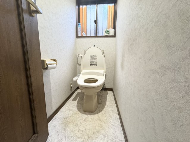 ６SLDKの圧倒的広さ♪エコキュート搭載のゆとり住まい　比企郡吉見町のトイレ|トイレです