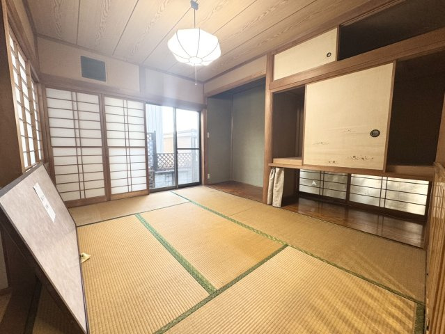 ６SLDKの圧倒的広さ♪エコキュート搭載のゆとり住まい　比企郡吉見町の和室|きれいな和室です