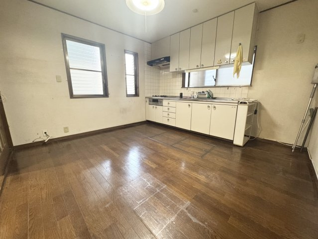 ６SLDKの圧倒的広さ♪エコキュート搭載のゆとり住まい　比企郡吉見町のキッチン|ダイニングキッチンです