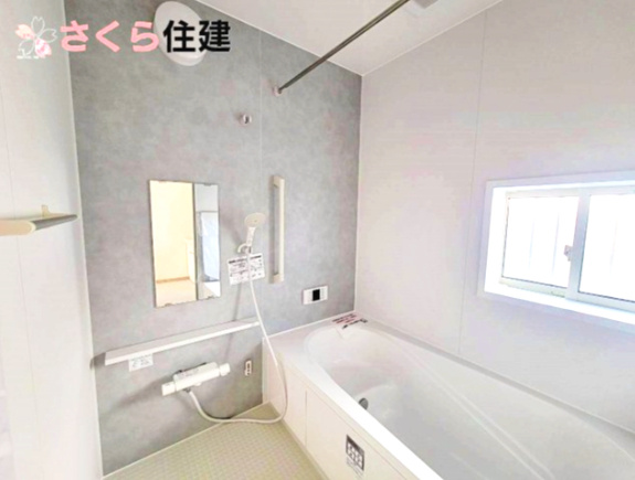 ハートフルタウン鹿沼市栄町1丁目19番　A号棟の内観：施工例|同社施工物件の写真です。対面式システムキッチン。家族とコミュニケーションをとりながら家事ができます
