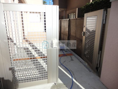 【エントランス】 | レフィナード千川