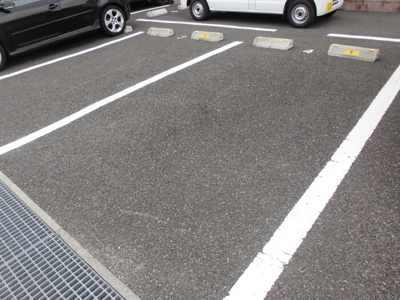 【駐車場】 | Ｄ－ｒｏｏｍ平野 | 駐車場