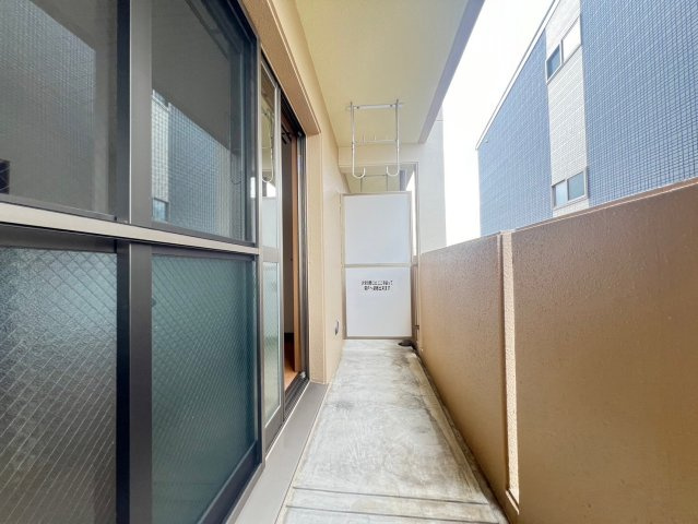 ボルベールのバルコニー