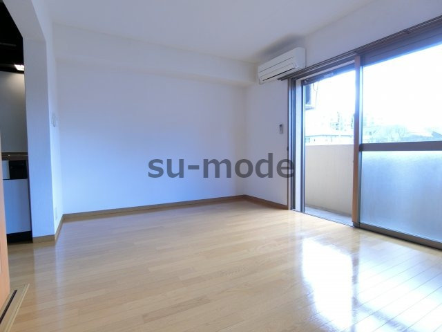 ボルベールの居間・リビング