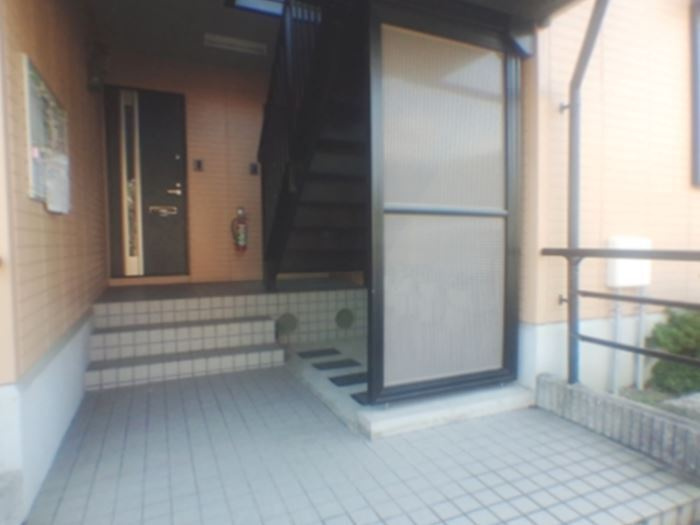 グリーンパーク ニレの木のエントランス