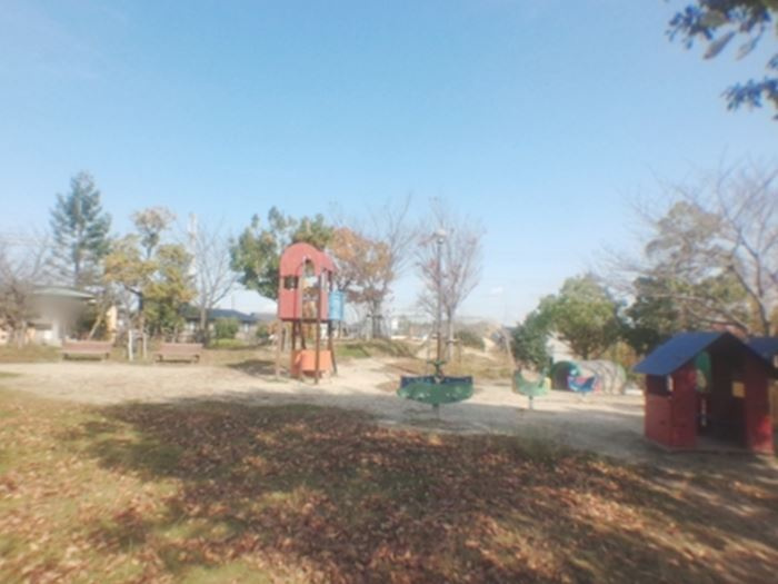 グリーンパーク ニレの木の周辺