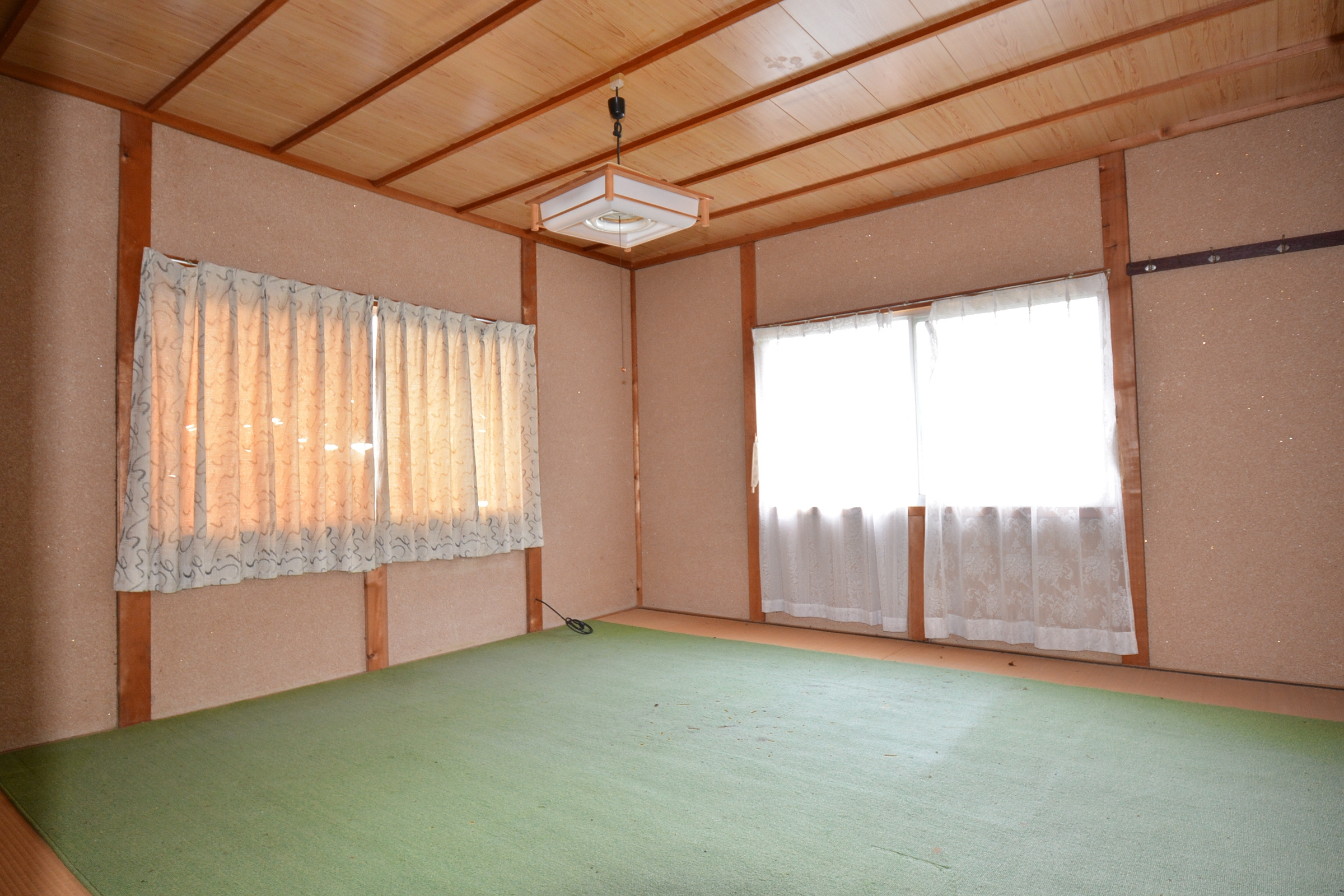 丹波市青垣町小稗の中古一戸建の和室|作業場2階8帖