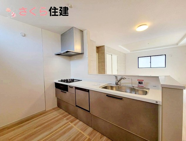 宇都宮市鶴田町27期　1号棟のキッチン|対面式システムキッチンは家族とコミュニケーションをとりながら家事ができます