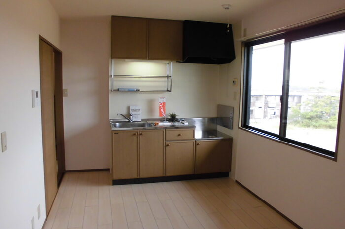 ビューテラスＢ棟の居間・リビング