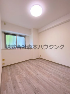 【洋室】 | 　PHOENIX COURT 交野Ⅰ | きれいな洋室です