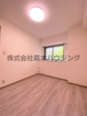 【洋室】 | 　PHOENIX COURT 交野Ⅰ | 使い勝手のいい洋室です