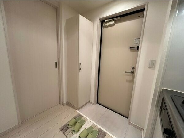 アネックス鶴舞の玄関