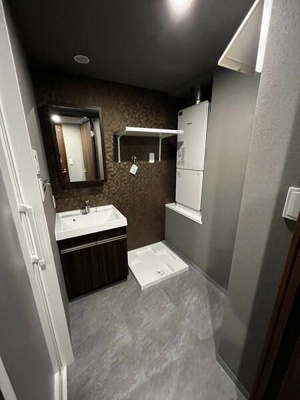 【独立洗面台】 | コンポジット品川戸越 | 独立洗面台で身支度をすべて済ませてしまいましょう